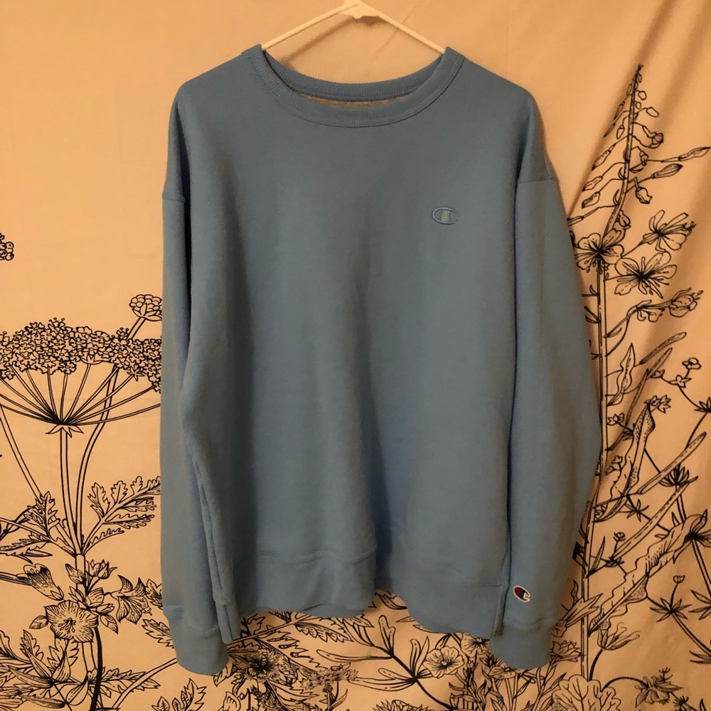 Baby blue Champion crewneck